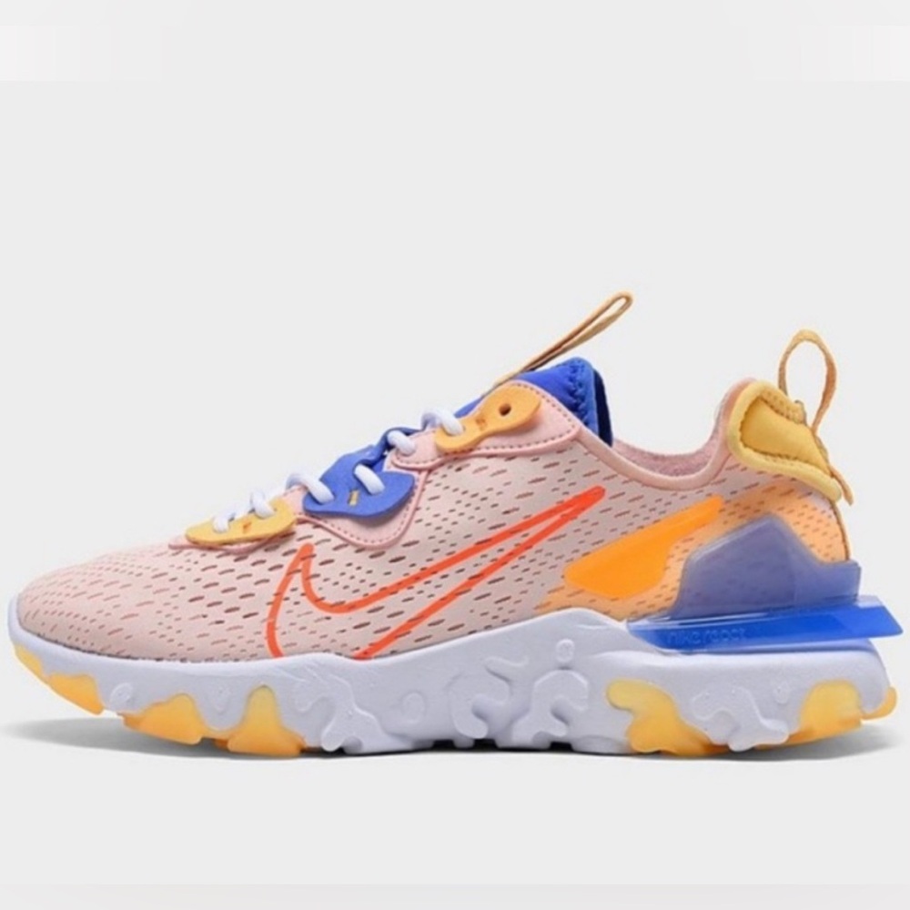 RARE Nike Vision React D/SM/X Women’s Size 9.5 Washed Coral Hyper Crimson